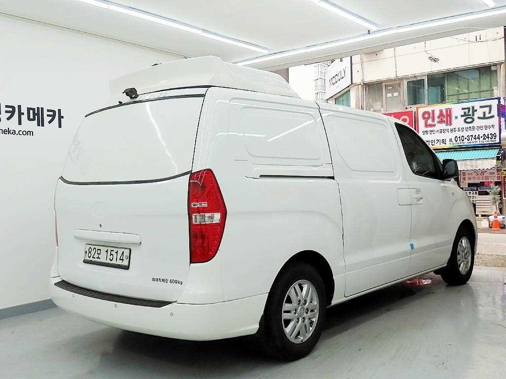 HYUNDAI Starex 2016 Blanco - Importación desde Corea - HF Imports Iquique - Foto 16