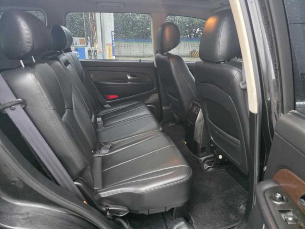 Ssangyong Rexton - Vista 12