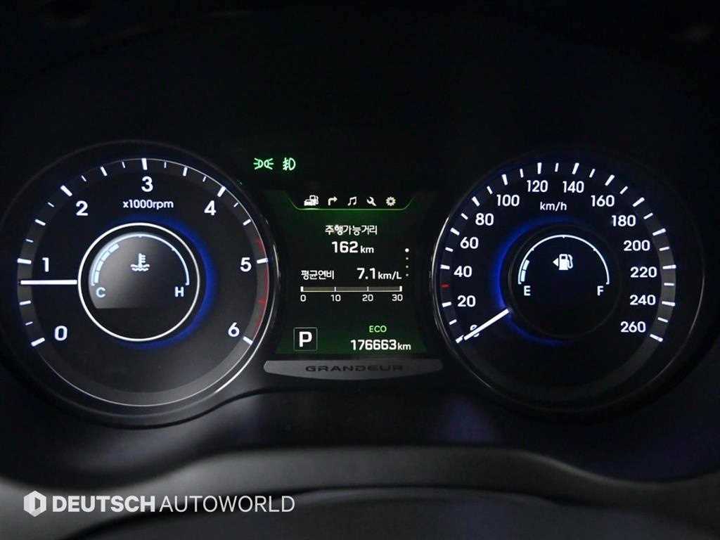 HYUNDAI Grandeur - Vista 8