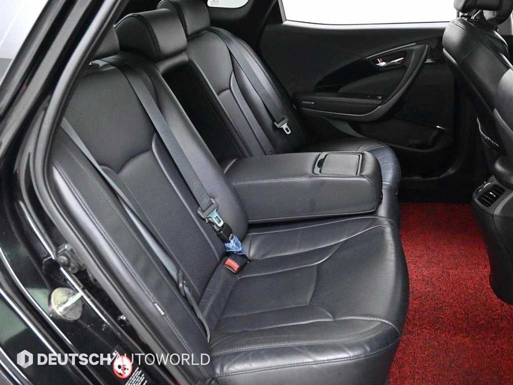 HYUNDAI Grandeur - Vista 12