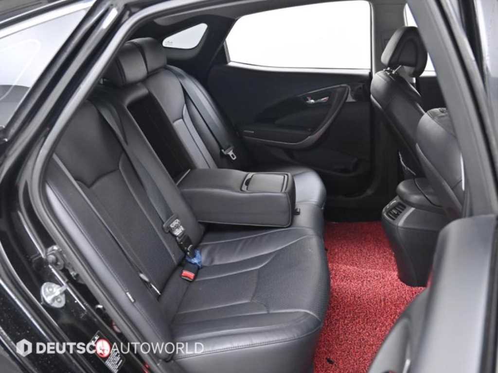 HYUNDAI Grandeur - Vista 12