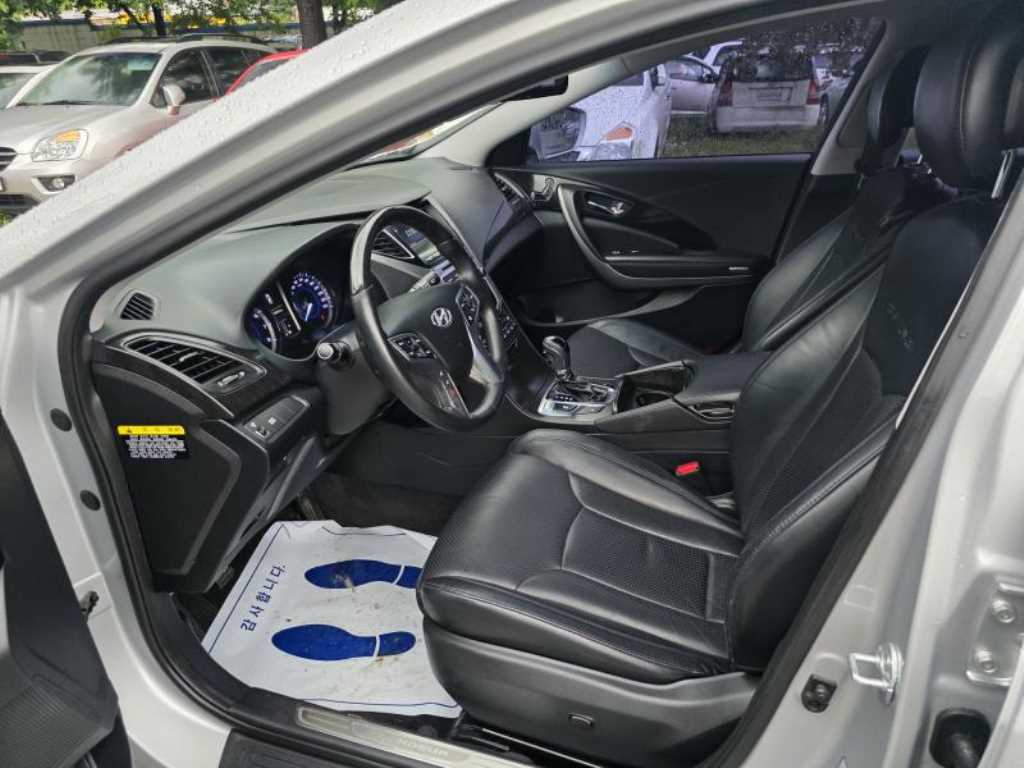 HYUNDAI Grandeur 2017 Gris - Importación desde Corea - HF Imports Iquique - Foto 17