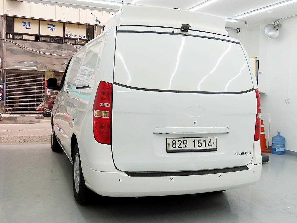 HYUNDAI Starex 2016 Blanco - Importación desde Corea - HF Imports Iquique - Foto 17