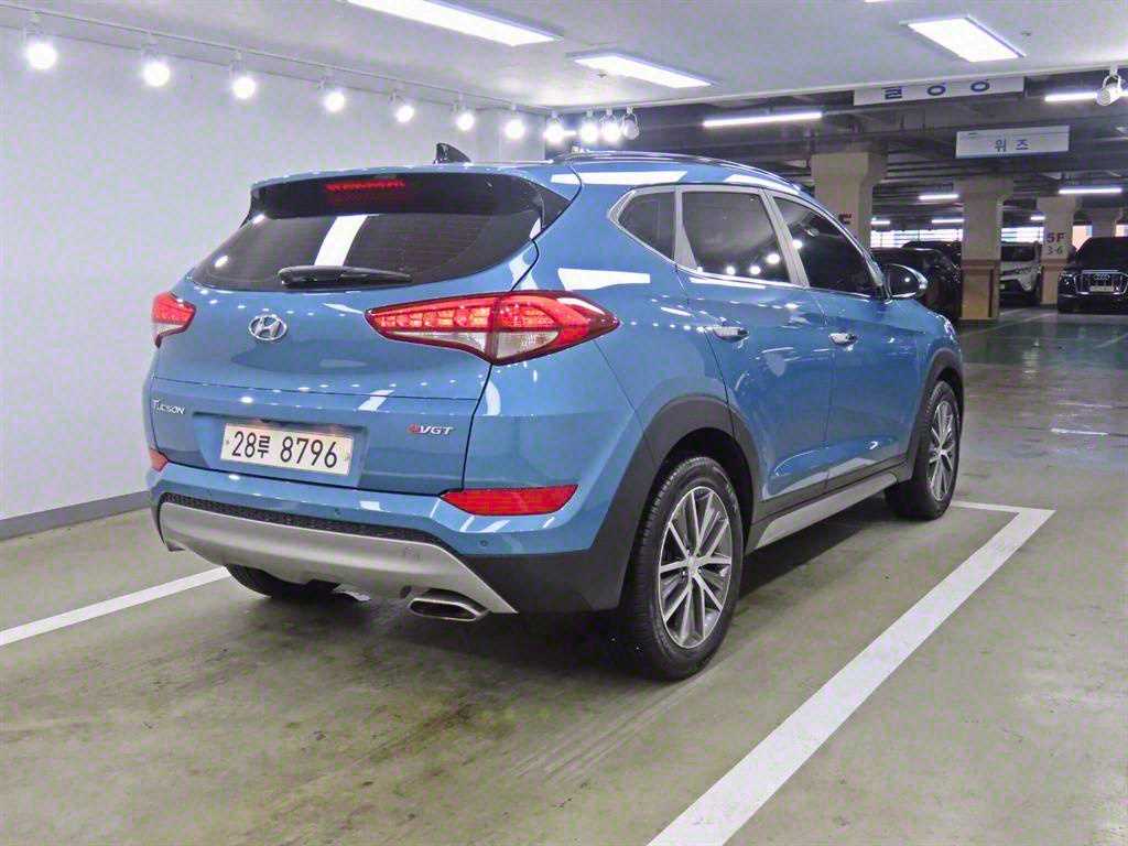HYUNDAI Tucson - Vista 4