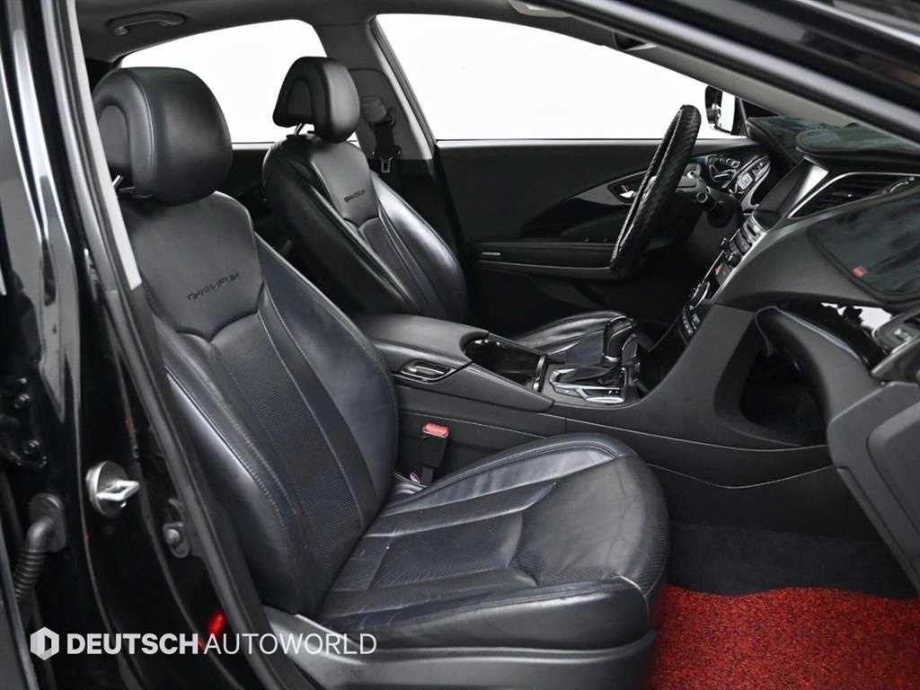 HYUNDAI Grandeur - Vista 10