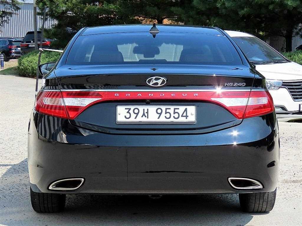 HYUNDAI Grandeur - Vista 4