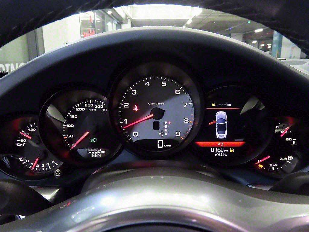 Porsche 911 - Vista 12