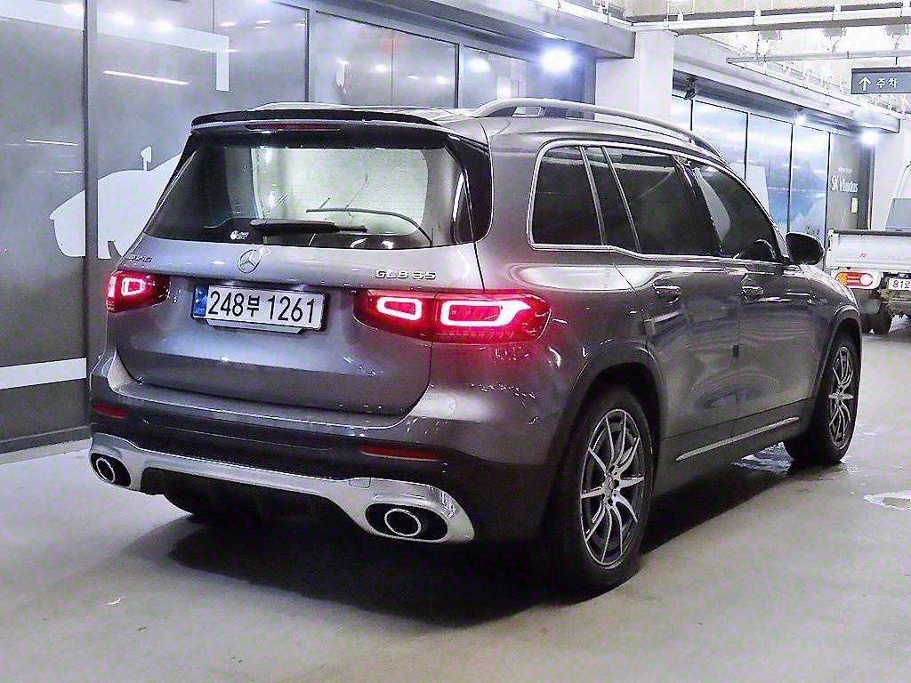 Mercedes Benz GLB Class - Vista 4