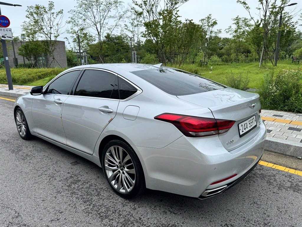 Genesis G80 - Vista 4