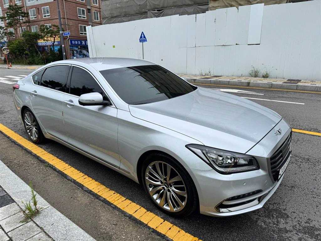 Genesis G80 - Vista 8