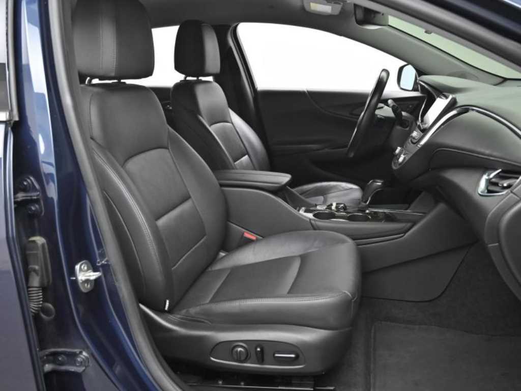 Chevrolet Malibu - Vista 10