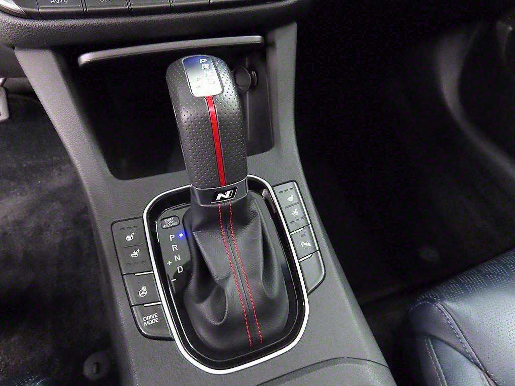 HYUNDAI i30 - Vista 10