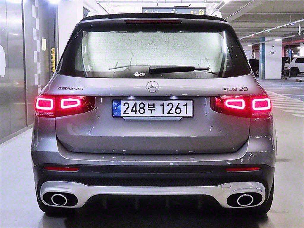 Mercedes Benz GLB Class - Vista 5