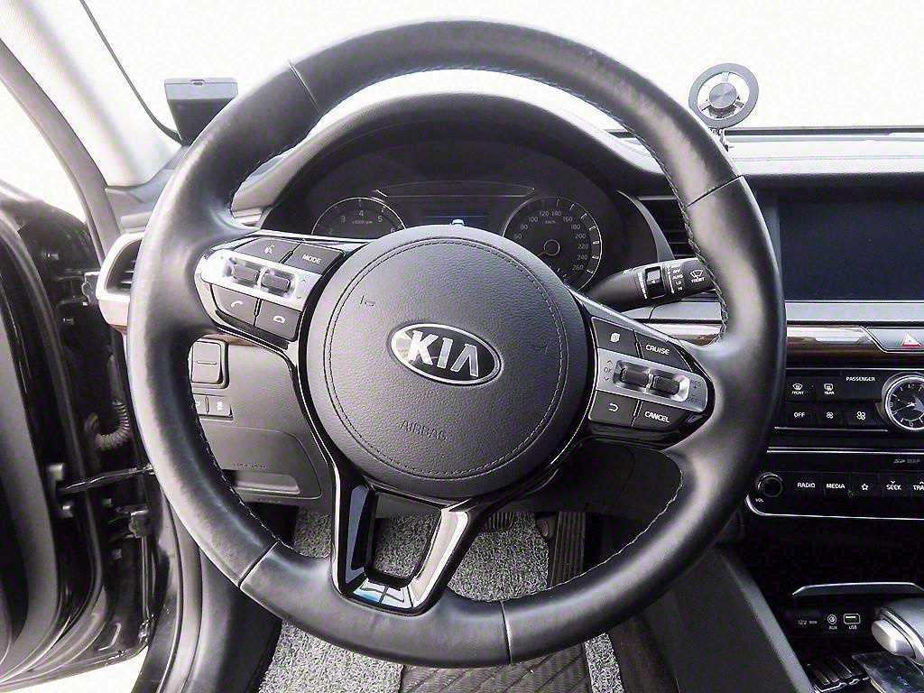 KIA K7 - Vista 8
