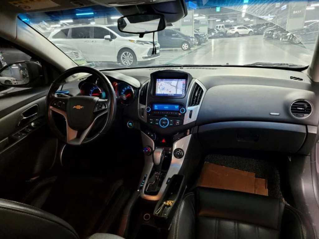 Chevrolet Cruise - Vista 6