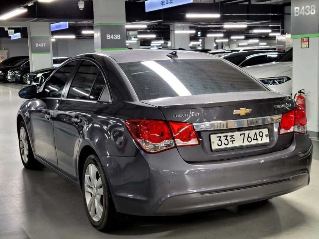 Chevrolet Cruise - Vista 4
