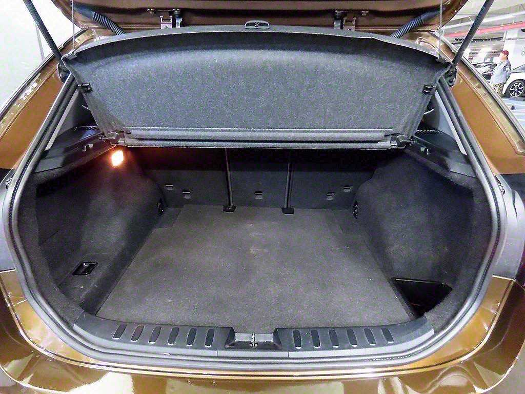 BMW X1 2011 Café - Importación desde Corea - HF Imports Iquique - Foto 18