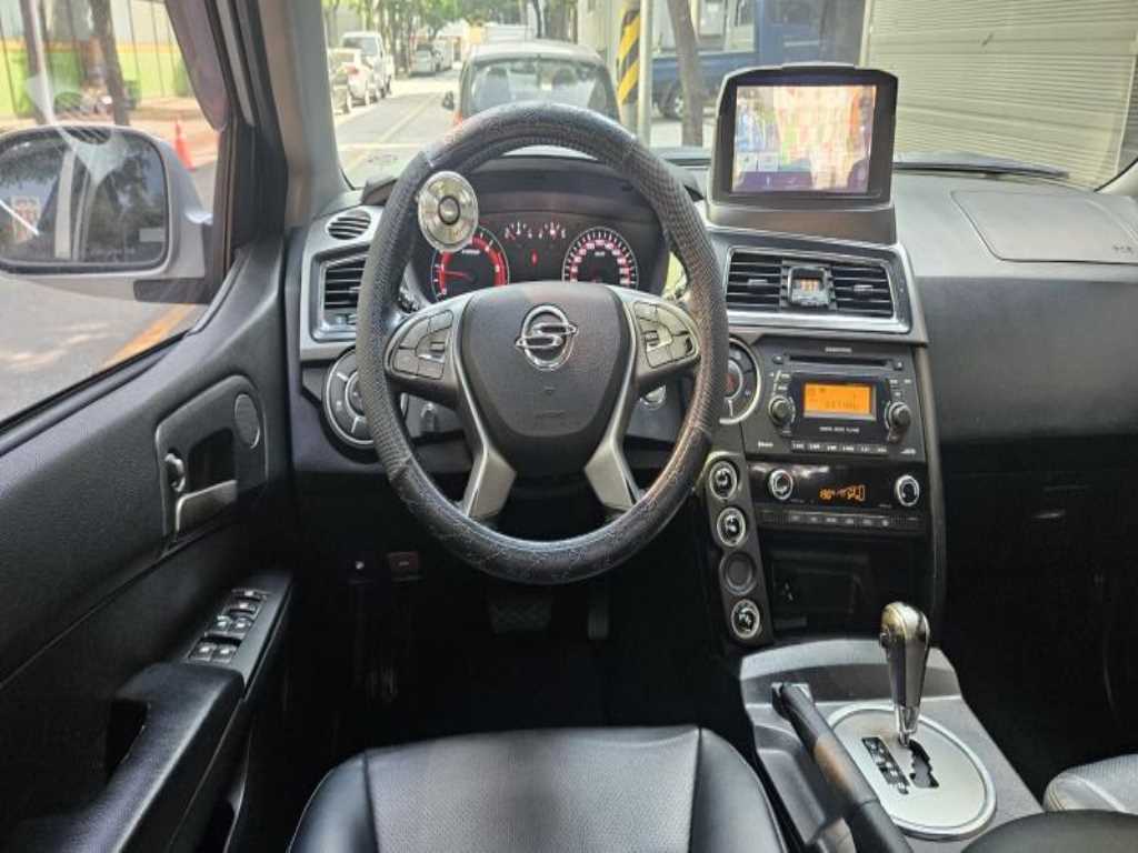 Ssangyong Korando - Vista 10