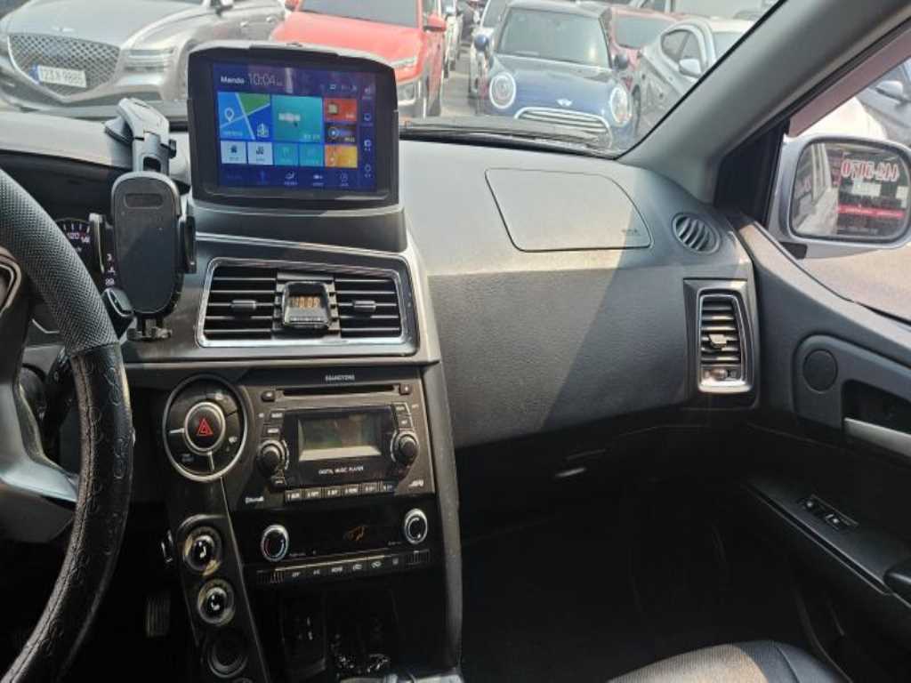 Ssangyong Korando - Vista 9