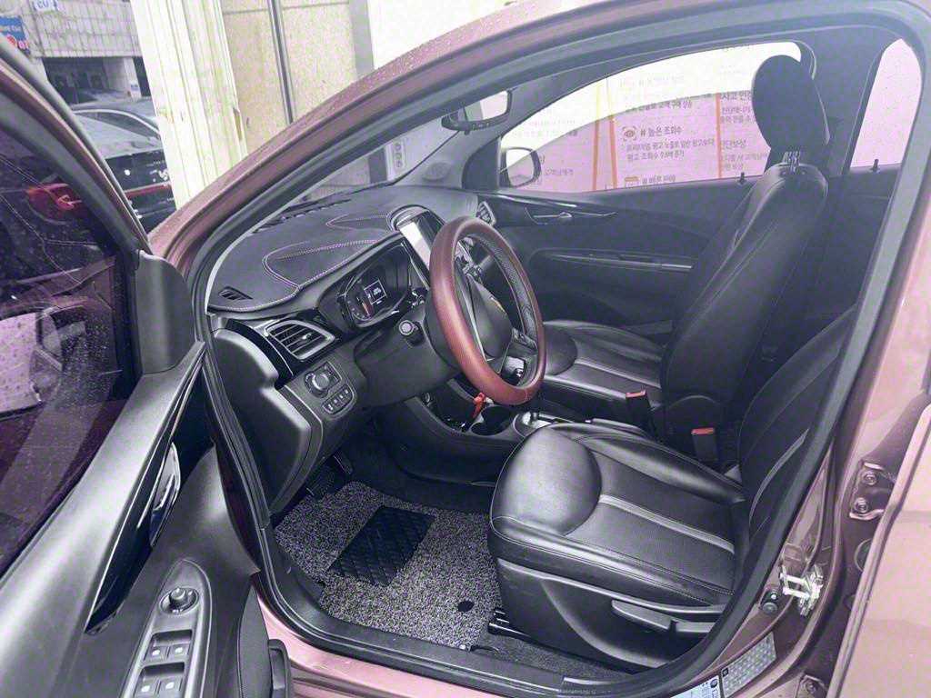 Chevrolet Spark - Vista 5