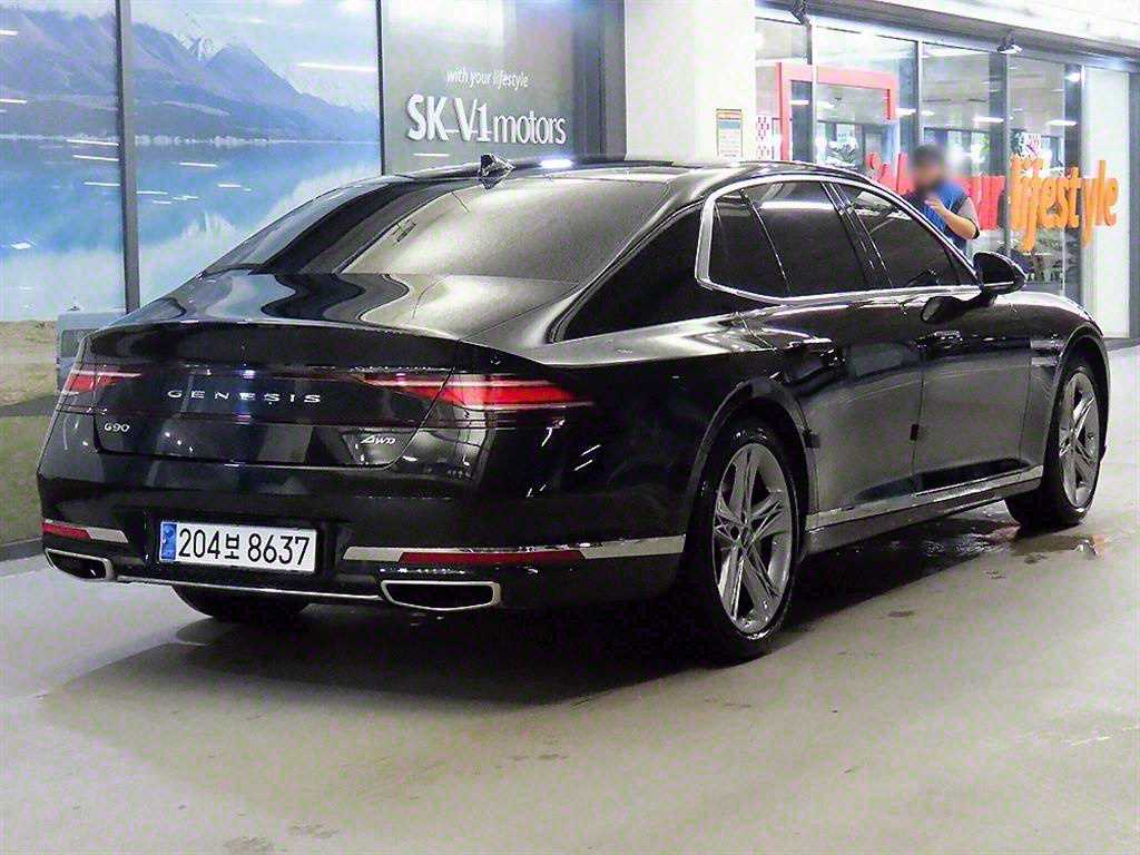 Genesis G90 - Vista 4