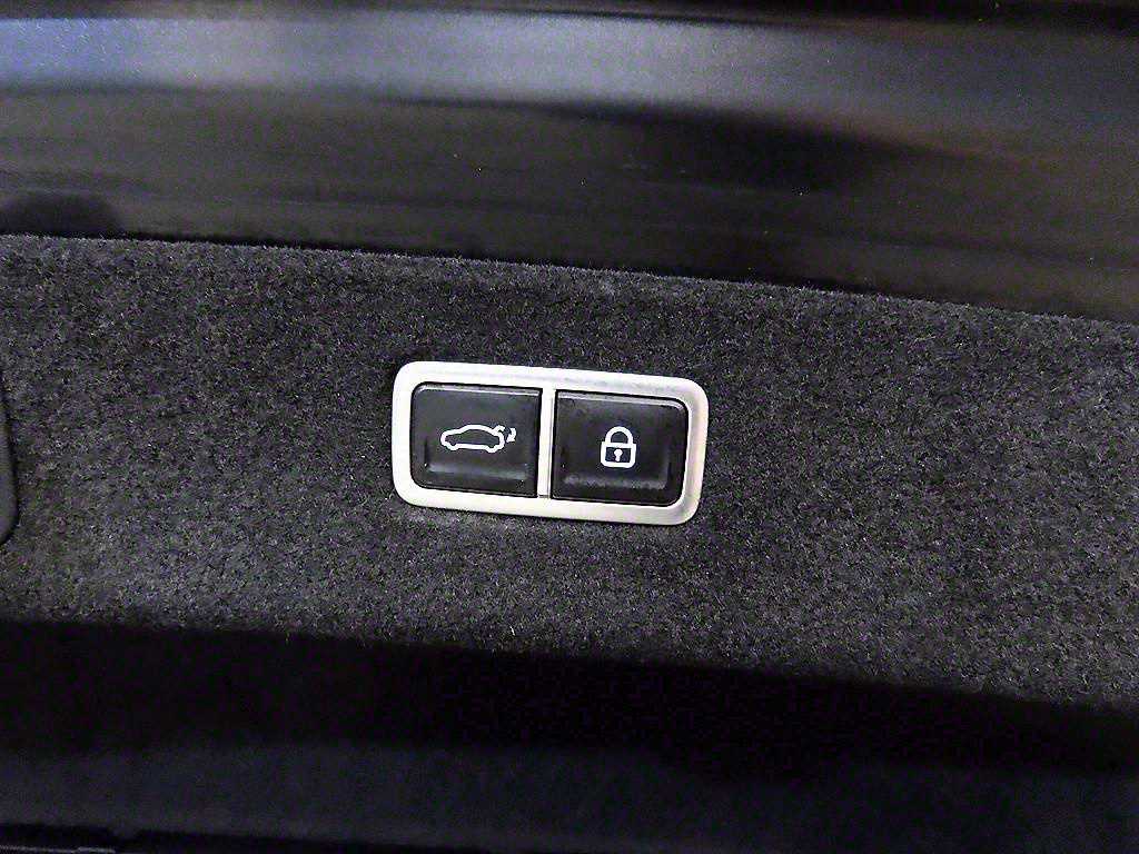 Genesis G90 2022 Negro - Importación desde Corea - HF Imports Iquique - Foto 16