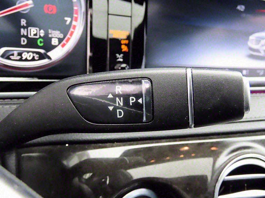 Mercedes Benz S Class - Vista 11