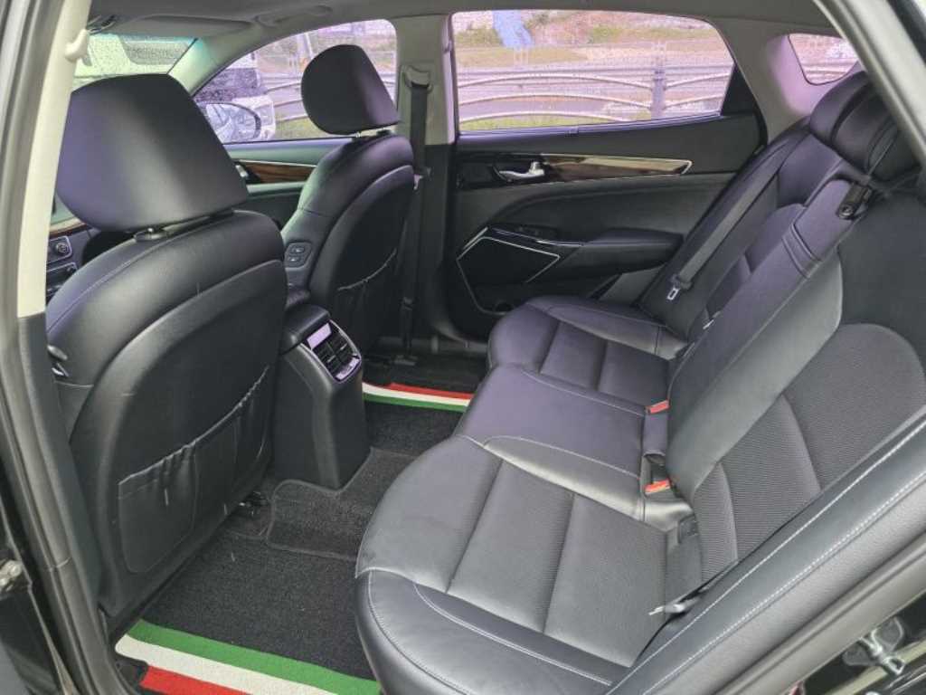 KIA K7 2016 Negro - Importación desde Corea - HF Imports Iquique - Foto 19