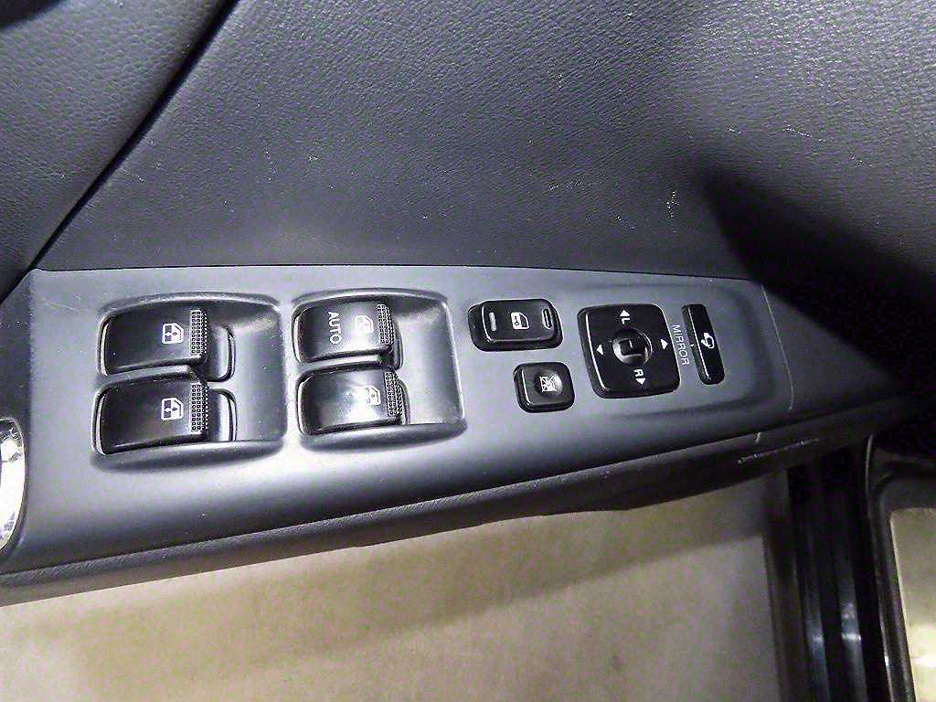 HYUNDAI Grandeur 2011 Negro - Importación desde Corea - HF Imports Iquique - Foto 13