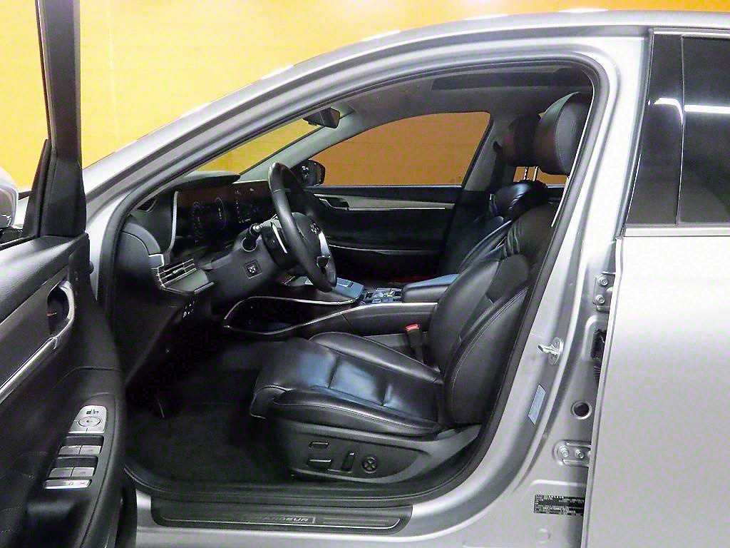 HYUNDAI Grandeur - Vista 12