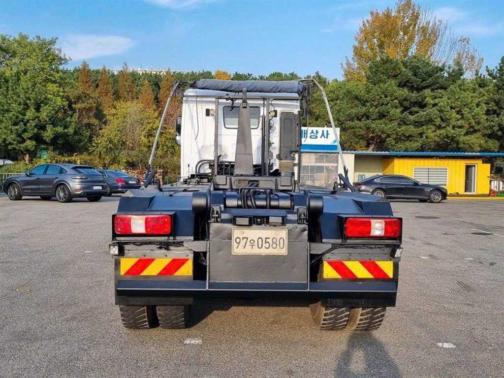 medium and large cargo apChoukJingae - Vista 5