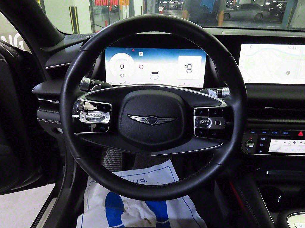 Genesis G90 - Vista 8