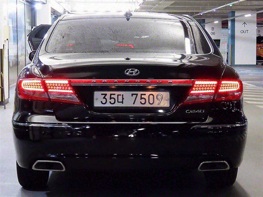 HYUNDAI Grandeur - Vista 5