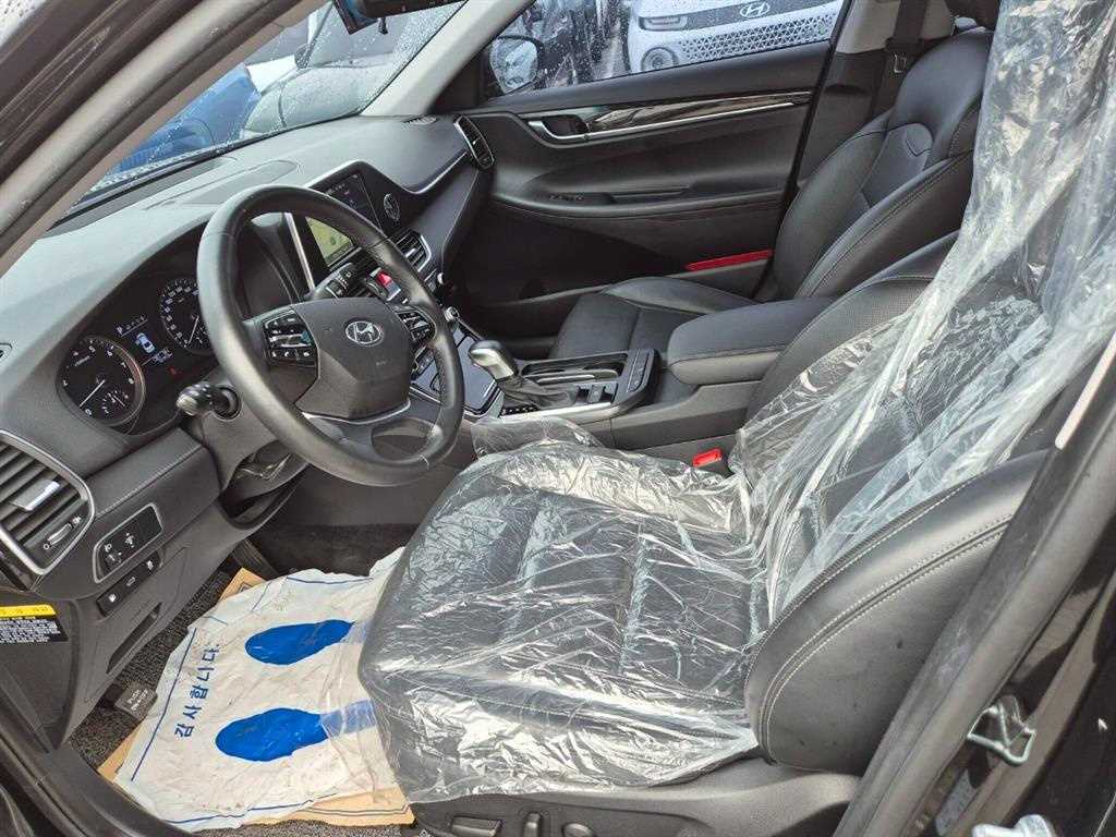 HYUNDAI Grandeur - Vista 9