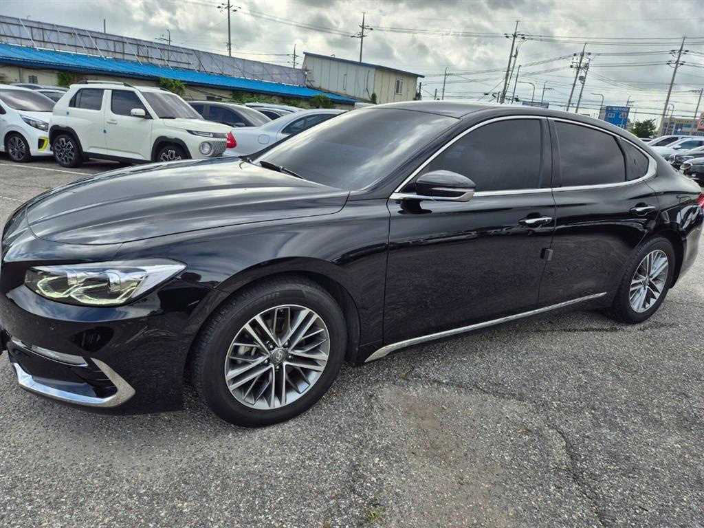 HYUNDAI Grandeur - Vista 4