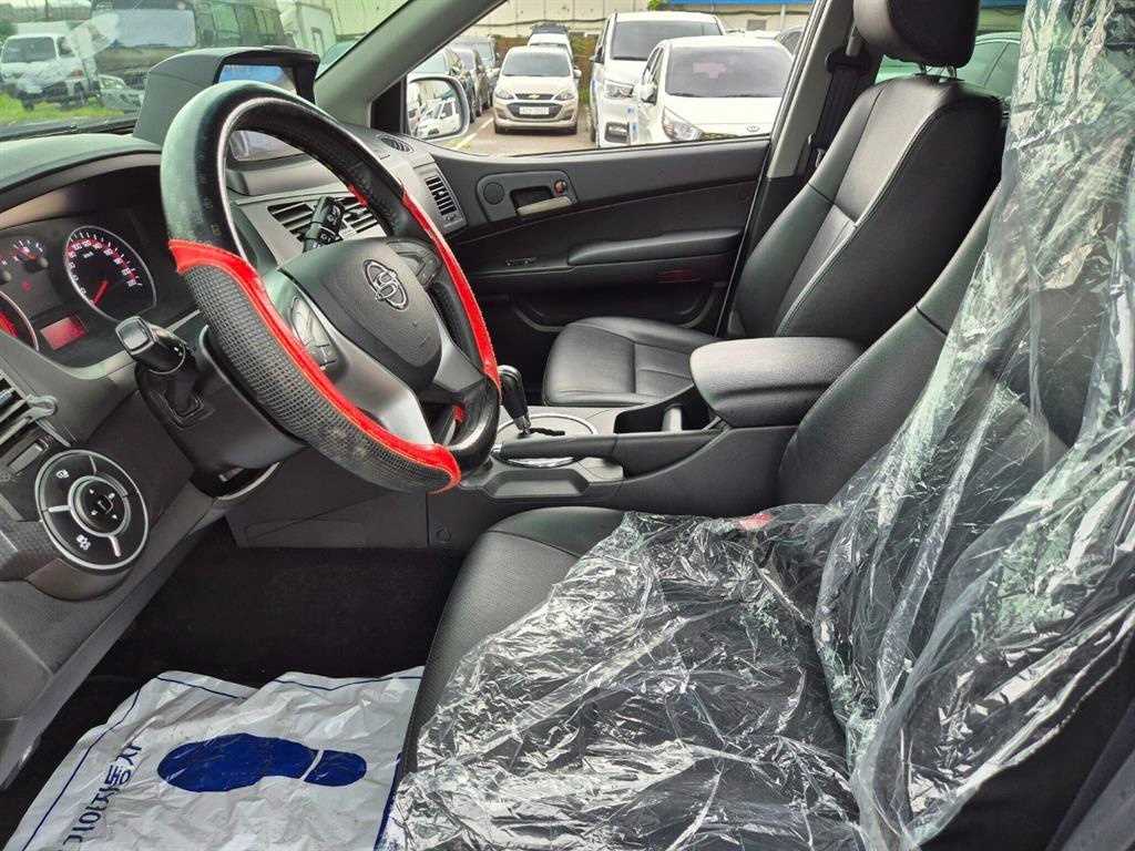 Ssangyong Korando - Vista 10