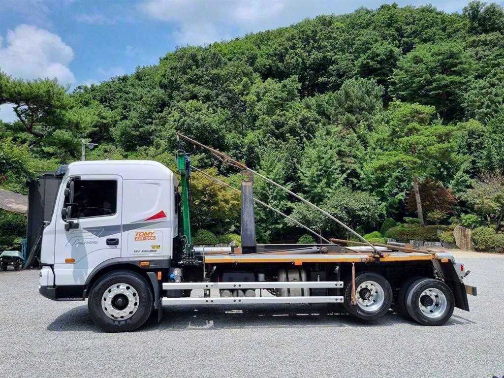 medium and large cargo apChoukJingae - Vista 7