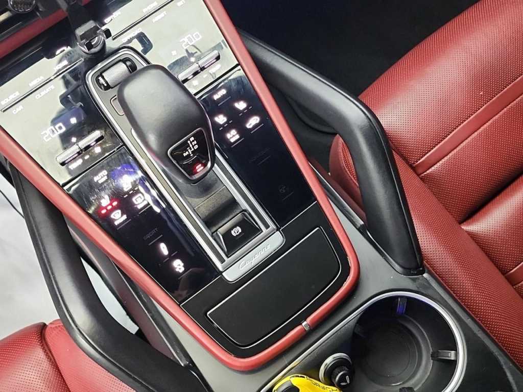 Porsche Cayenne - Vista 8