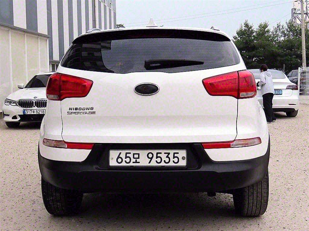 KIA Sportage - Vista 4