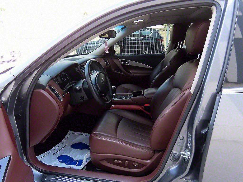 Infiniti QX - Vista 5