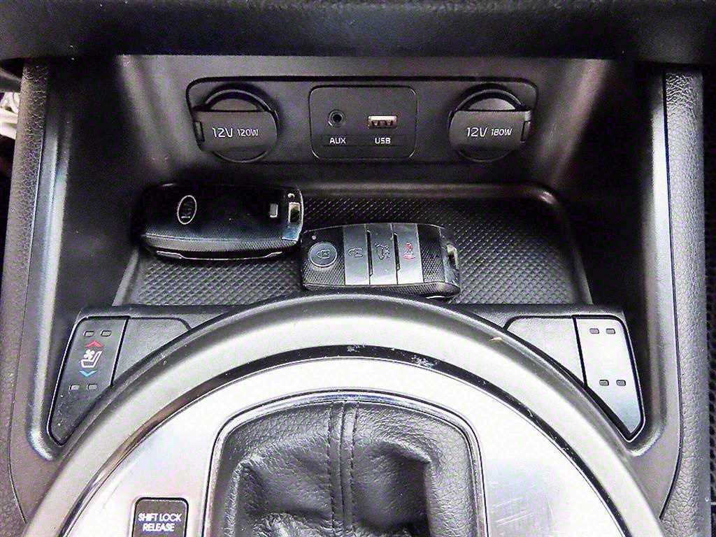 KIA Sportage - Vista 11