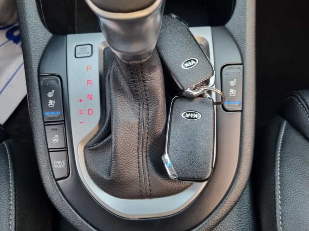 KIA K3 2019 Blanco - Importación desde Corea - HF Imports Iquique - Foto 15