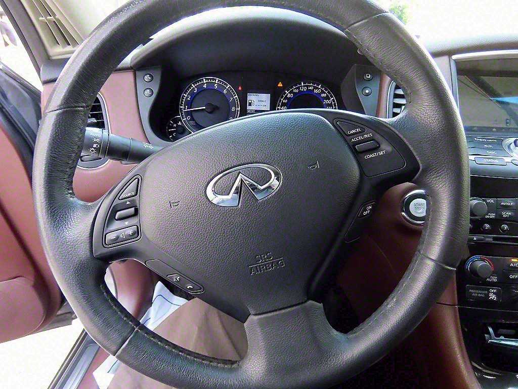 Infiniti QX - Vista 8