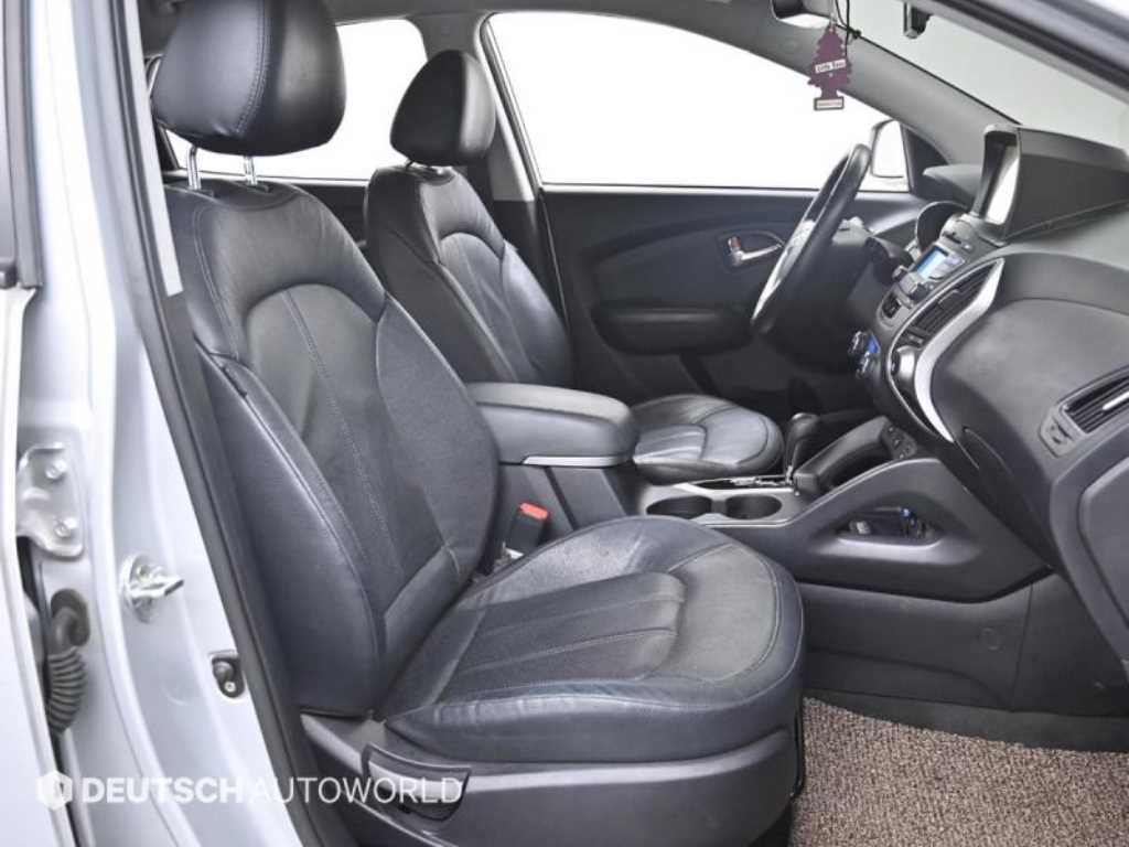 HYUNDAI Tucson - Vista 10