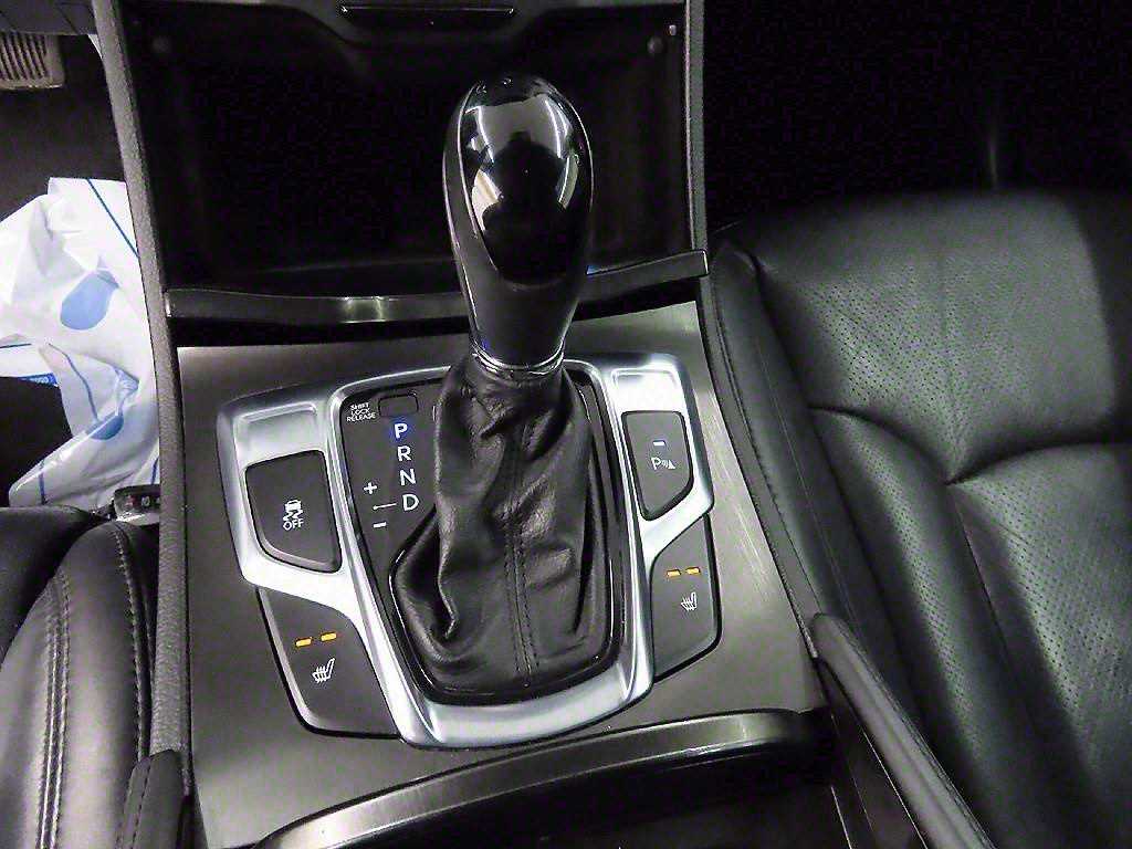 HYUNDAI Grandeur - Vista 10