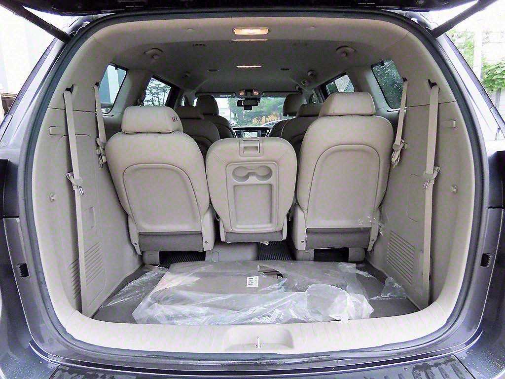 KIA Carnival 2016 Gris - Importación desde Corea - HF Imports Iquique - Foto 17