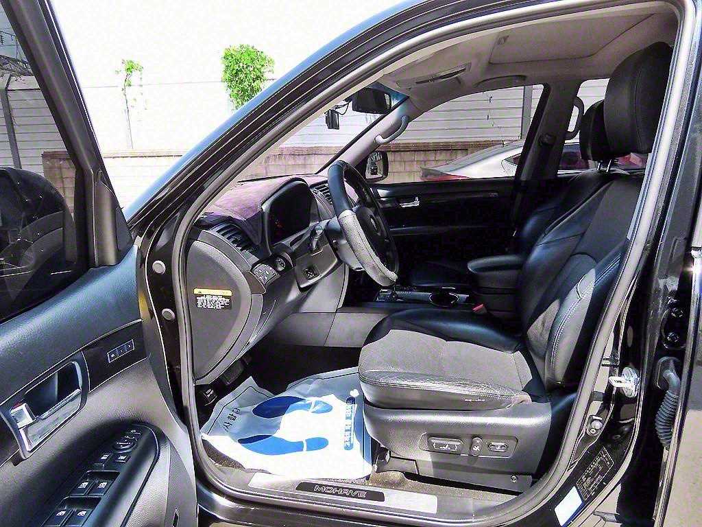 KIA Mohave - Vista 5