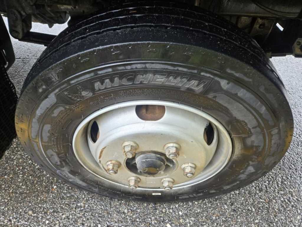 medium and large cargo dump 2022 Blanco - Importación desde Corea - HF Imports Iquique - Foto 18