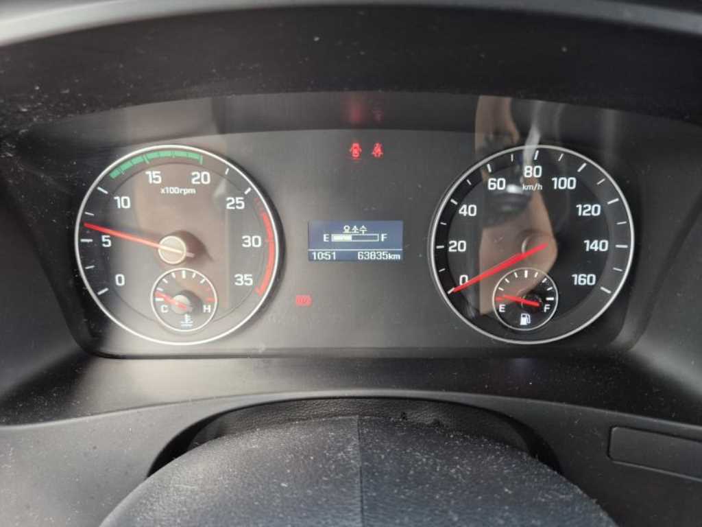 medium and large cargo truck 2021 Blanco - Importación desde Corea - HF Imports Iquique - Foto 16