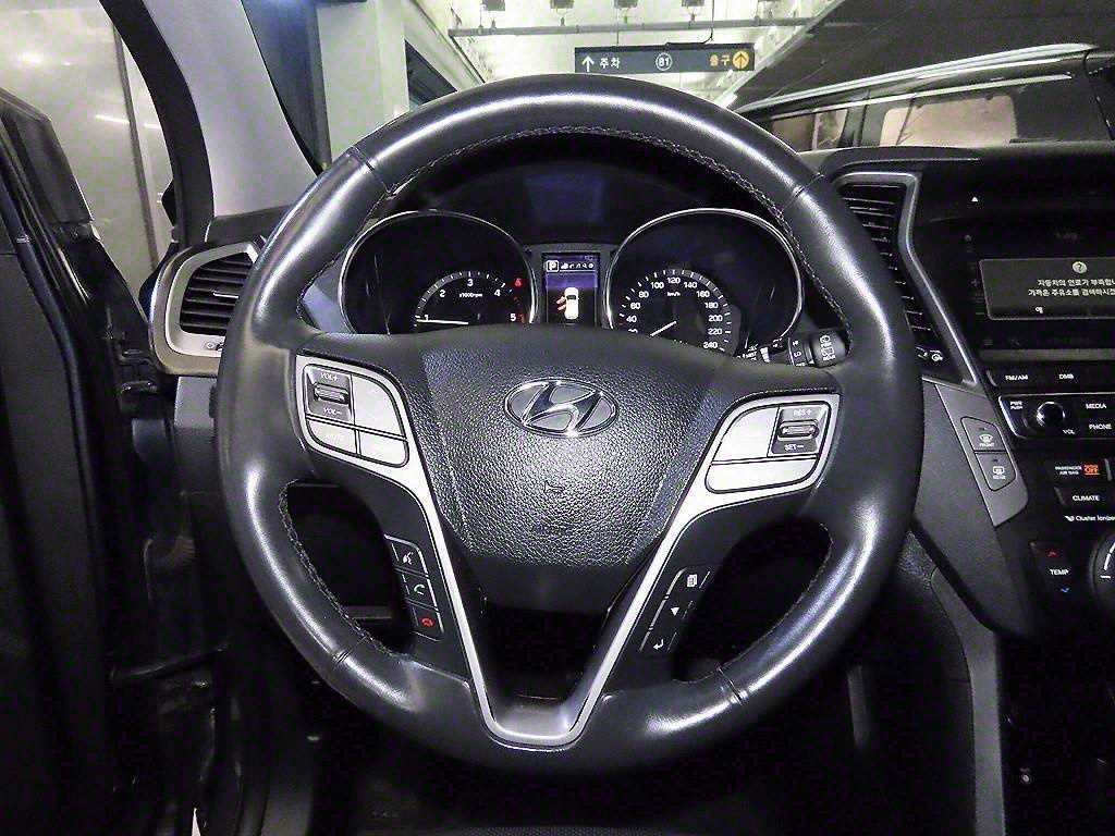 HYUNDAI Santa Fe - Vista 8